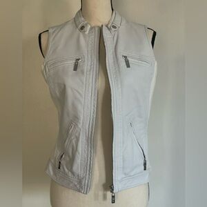 Guess White Sleeveless Vest